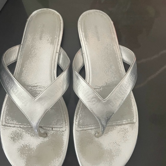 Balenciaga Metallic Thong Flat Sandals Silver Size 38.5 8.5 US - Picture 6 of 9